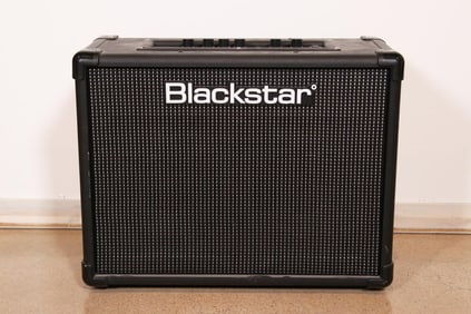 BLACK STAR AMP