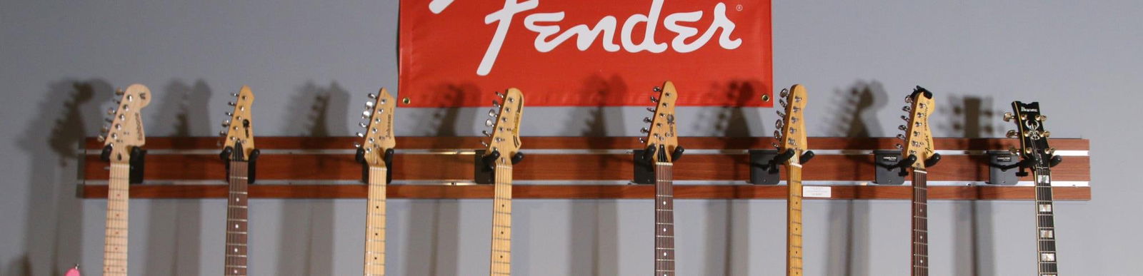 MILTON GUITAR RACK (1 of 2)