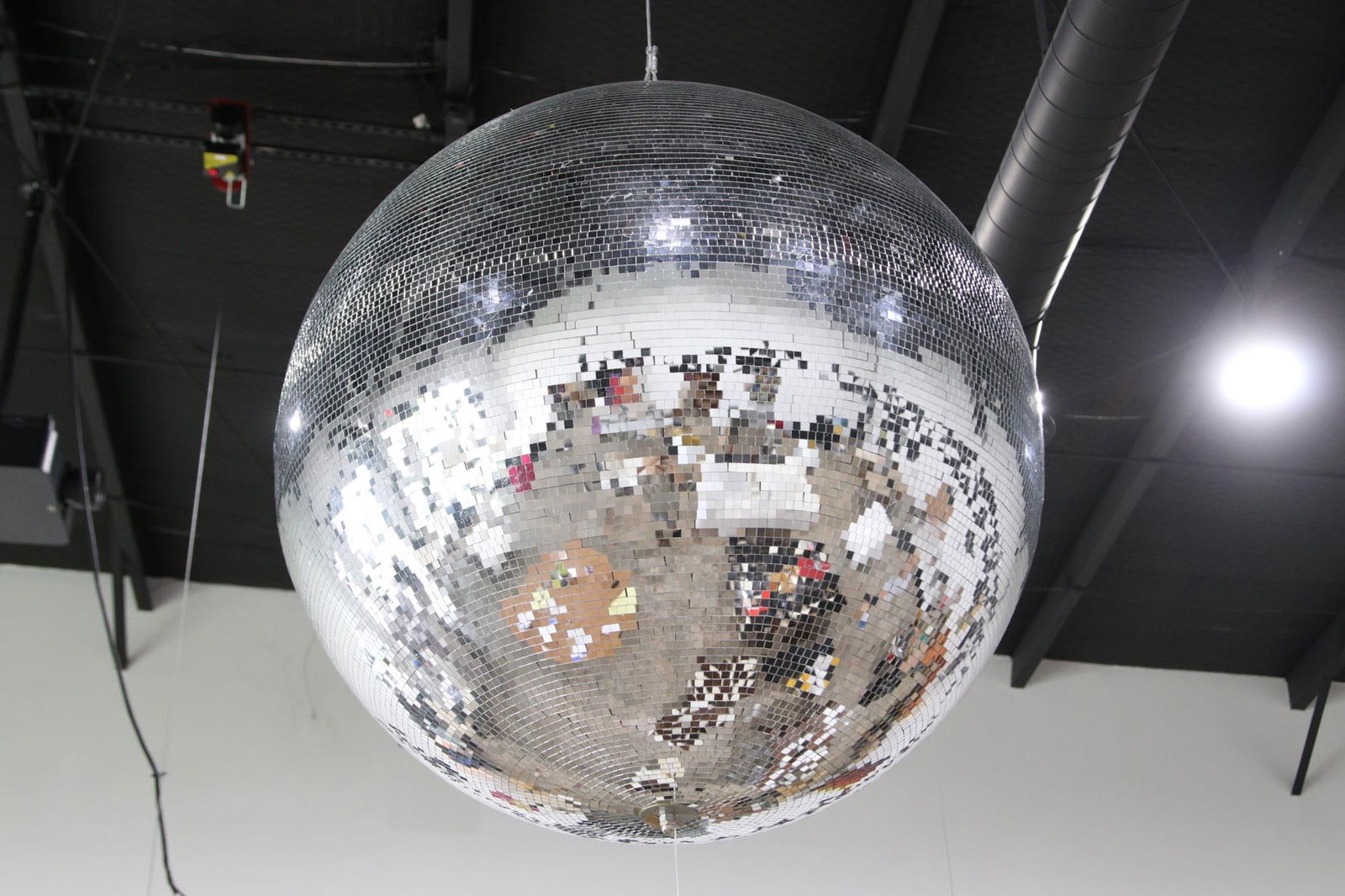 LARGE DISCO BALL (1 of 4)