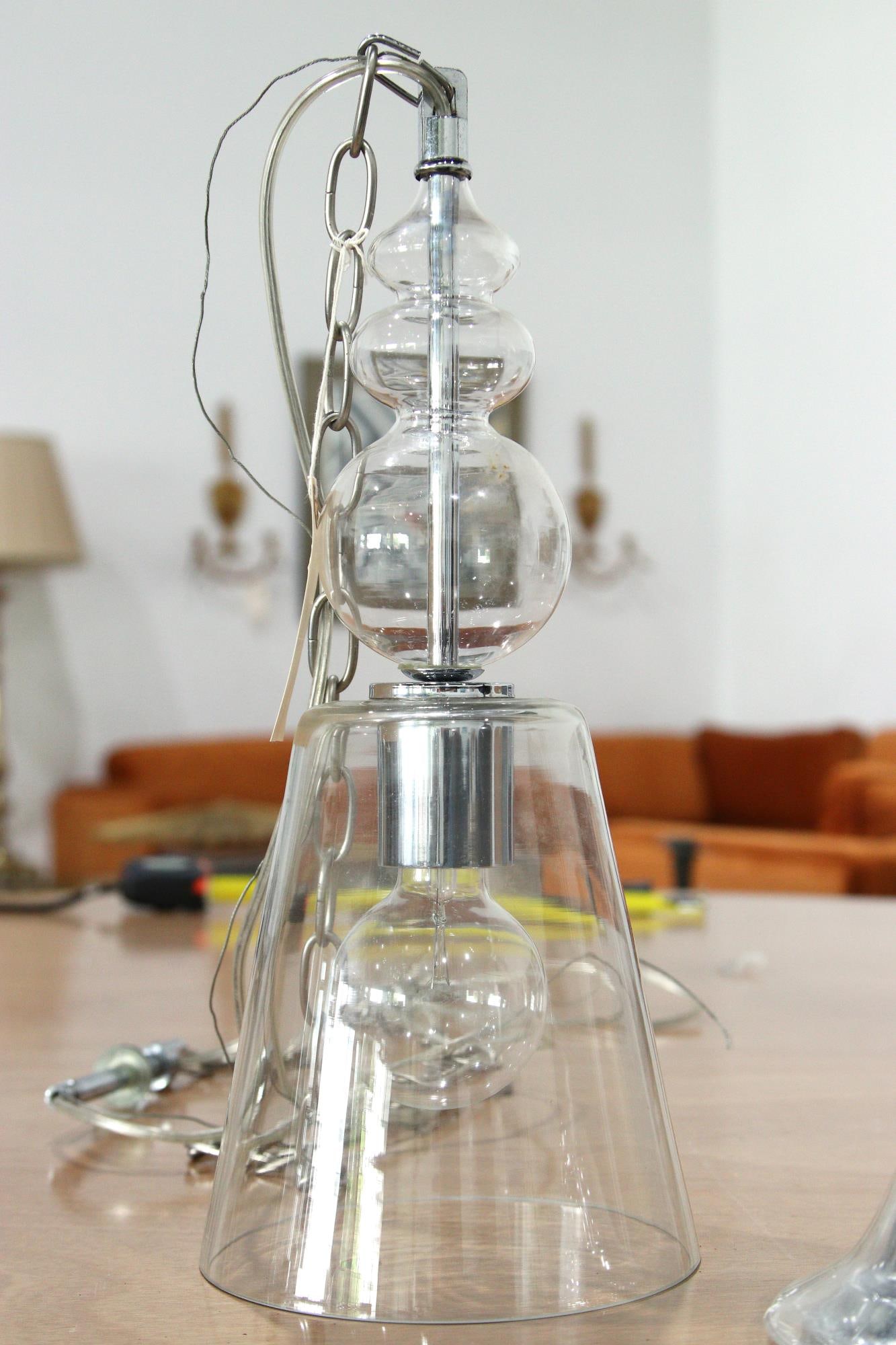 GLASS PENDANT LIGHT: GLASS PENDANT LIGHT