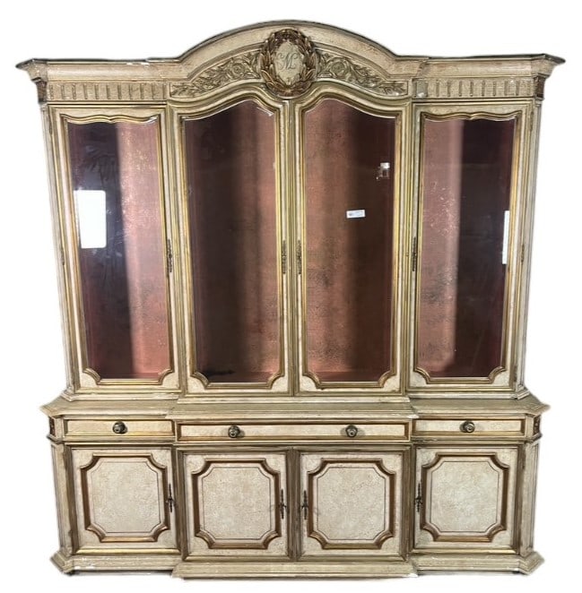 VINTAGE KARGES LIGHTED CHINA CABINET (1 of 5)