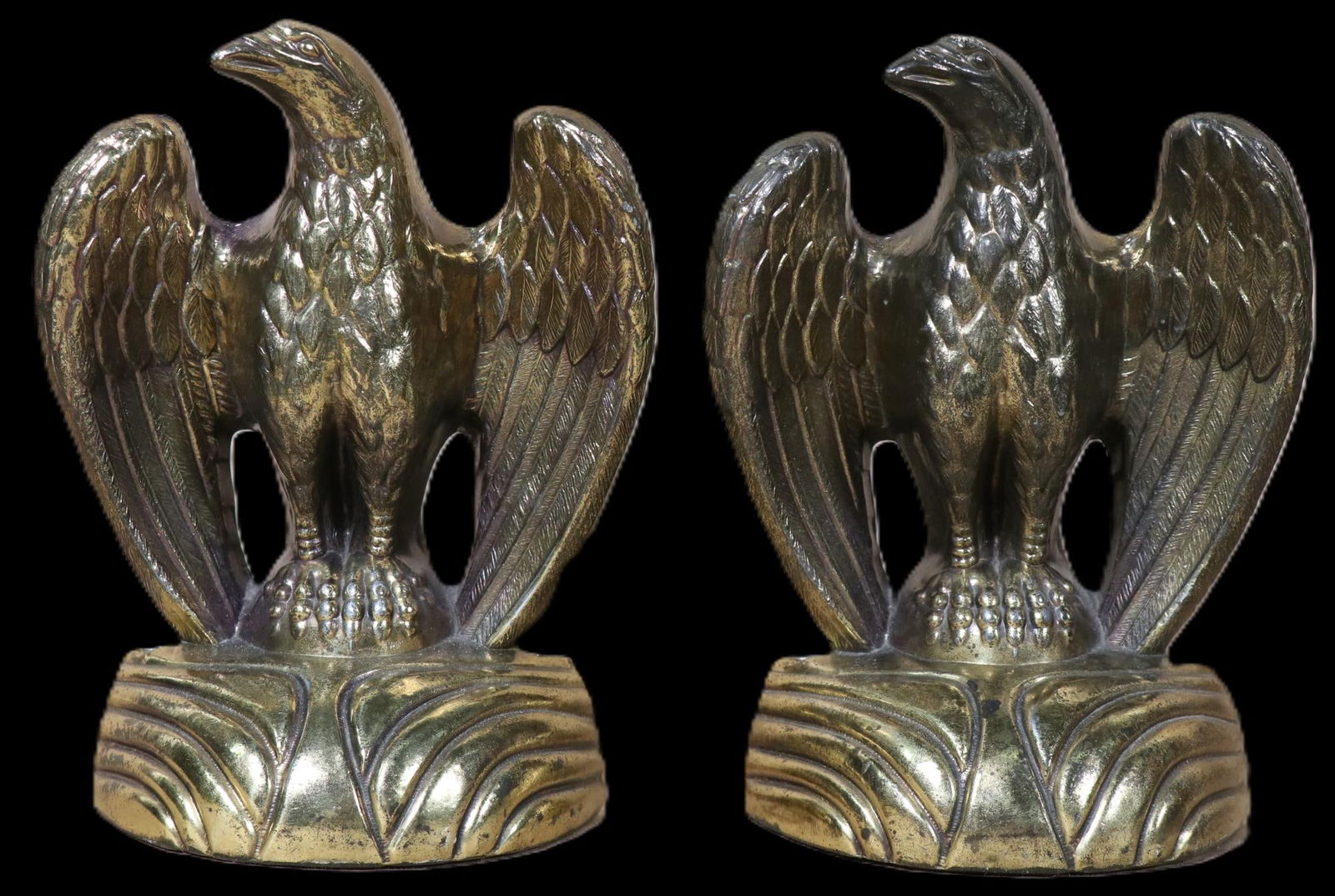 PAIR OF CAST BRASS AMERICAN EAGLE BOOKENDS (1 of 3)