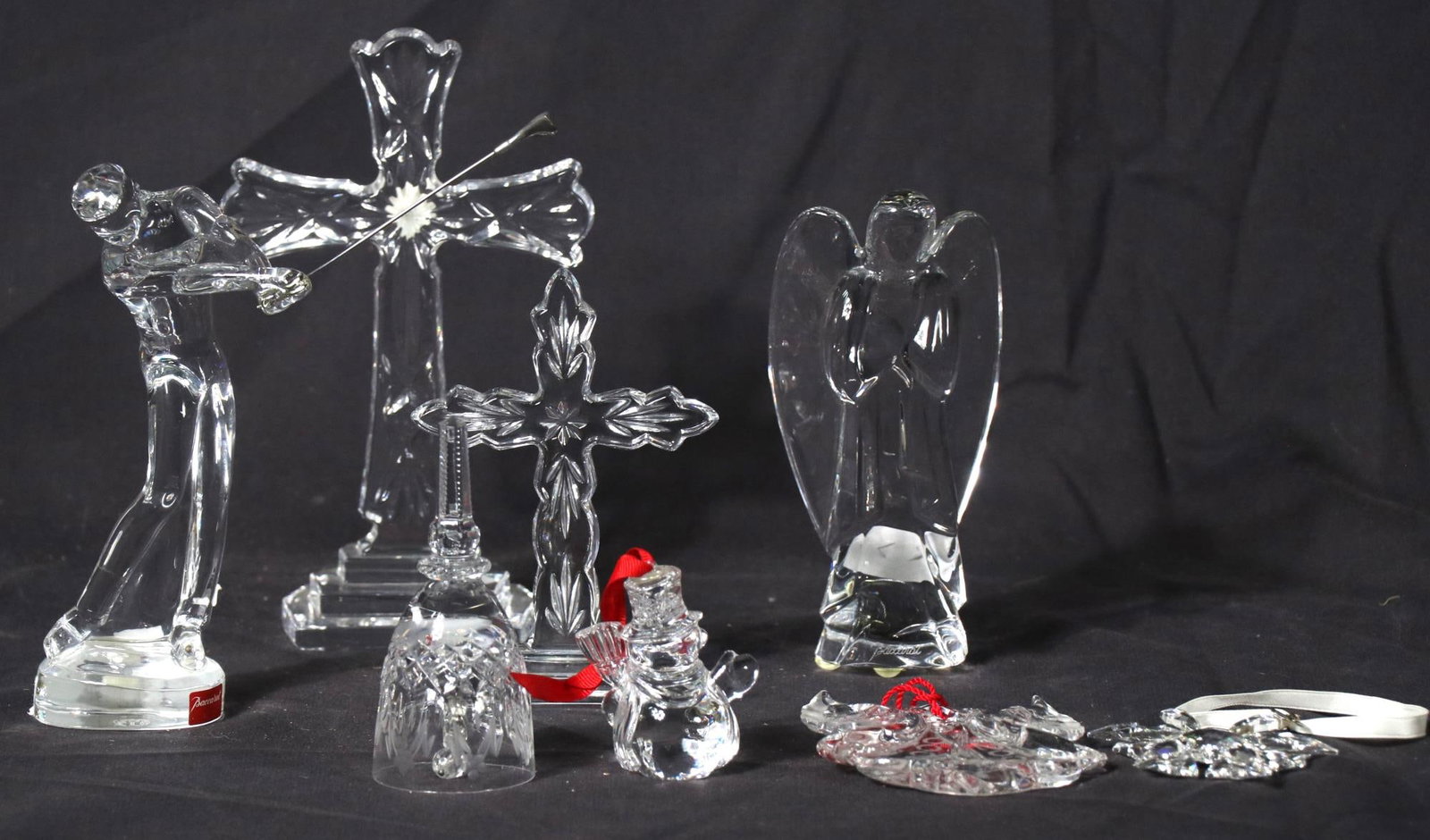 MIXED LOT OF EIGHT BACCARAT/WATEFORD PIECES: MIXED LOT OF EIGHT BACCARAT/WATEFORD PIECES.