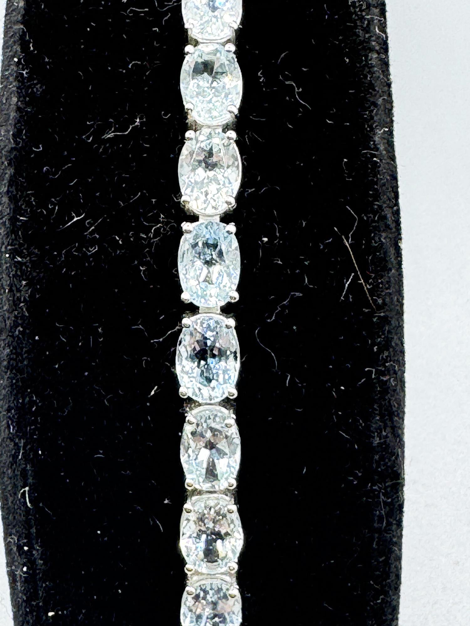 AQUAMARINE STERNING TENNIS BRACELET: AQUAMARINE STERNING TENNIS BRACELET