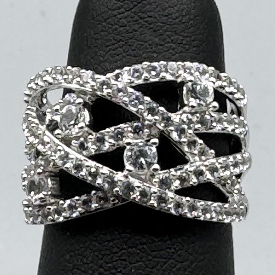 CRISS CROSS WEB DESIGN DIAMOND STERLING RING (1 of 4)