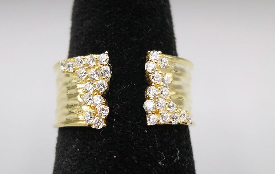 GILT BRASS CZ SPLIT CLUSTER RING (1 of 4)