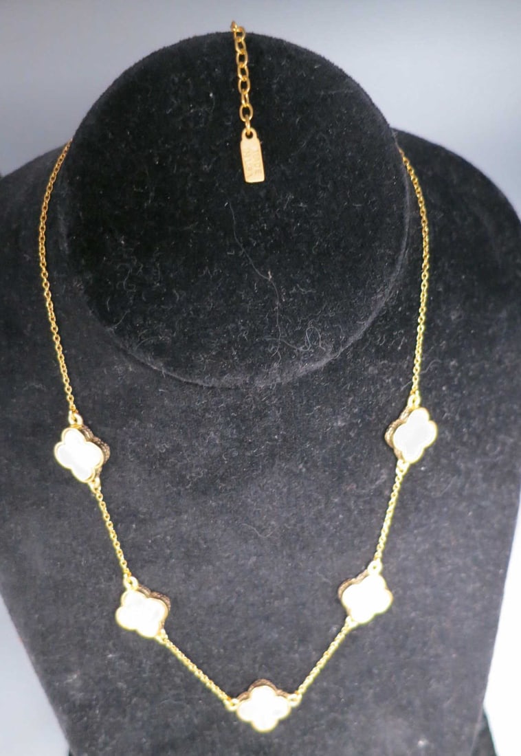 16" GILT BRASS FLOWER MOP NECKLACE (1 of 3)