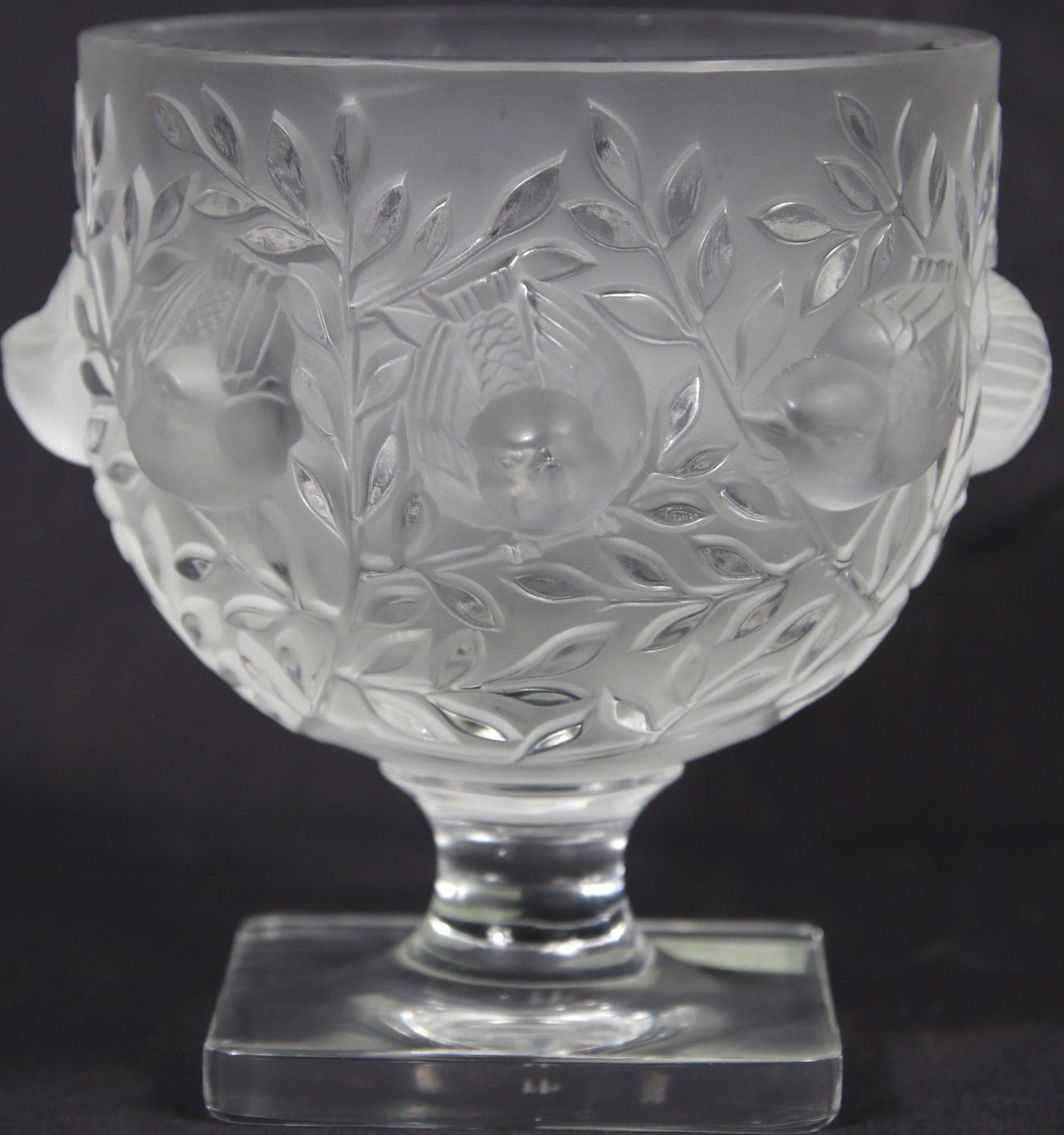LALIQUE ELIZABETH FOOTED CRYSTAL VASE (1 of 2)