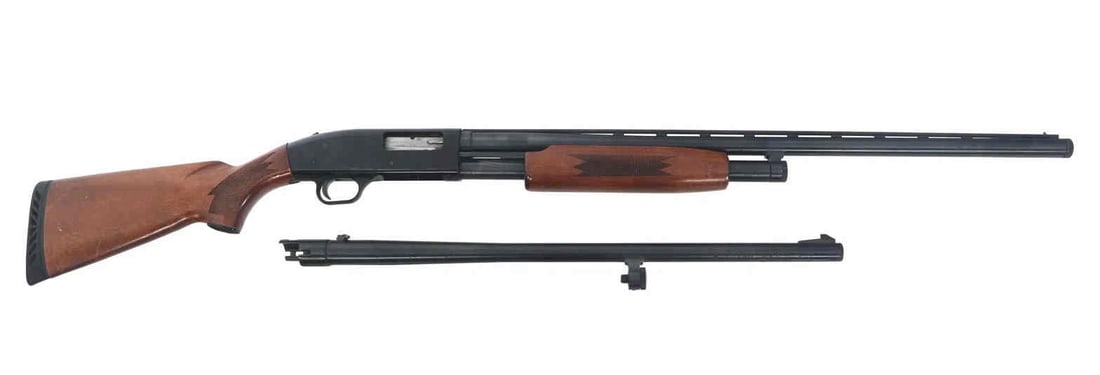 MOSSBERG MODEL 500 12 GA PUMP WITH 2 BARRELS: MOSSBERG MODEL 500 12 GA PUMP WITH A LASER ENGRAVED RECEIVER 28" BARREL AND 24" BARREL CHECKERED WOOD STOCK. SERIAL #H125745 (L444)