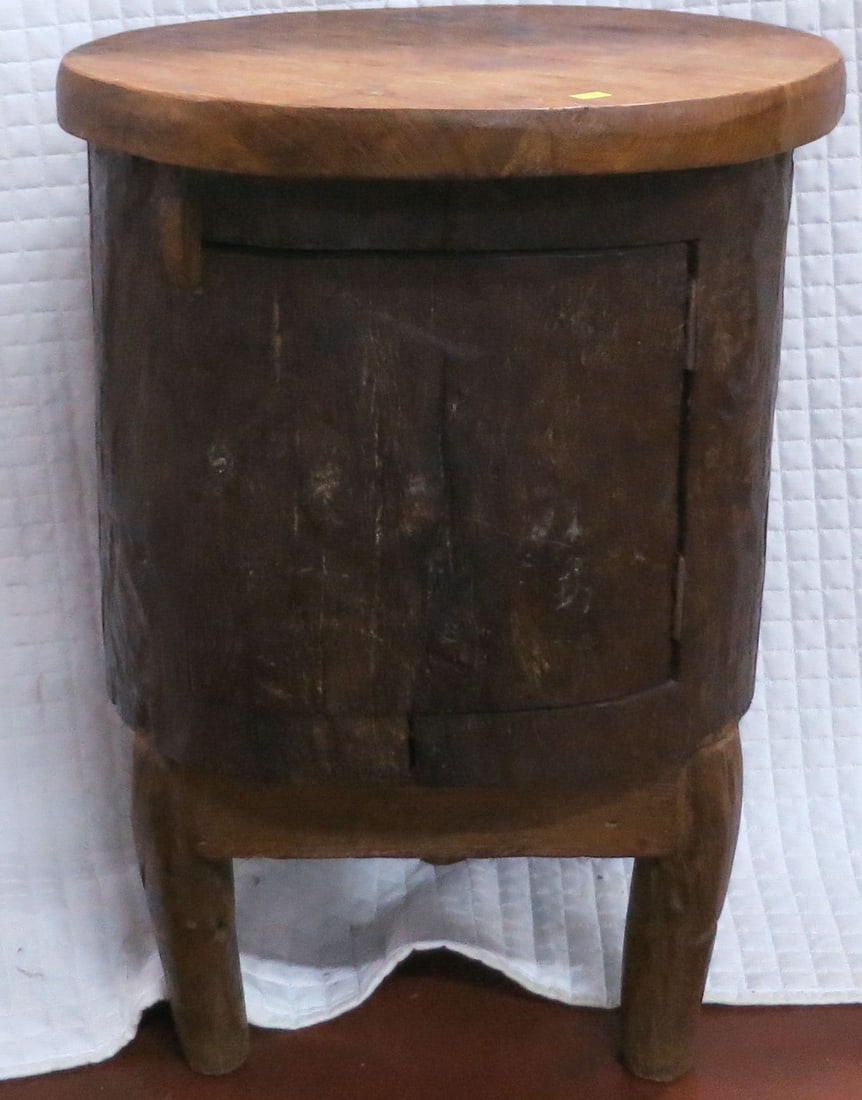 VINTAGE RUSTIC TEAKWOOD BUTCHER'S BLOCK TABLE: VINTAGE RUSTIC TEAKWOOD BUTCHER'S BLOCK TABLE. Height: 26.5 in. by Width: 19 in. by Depth: 19 in.