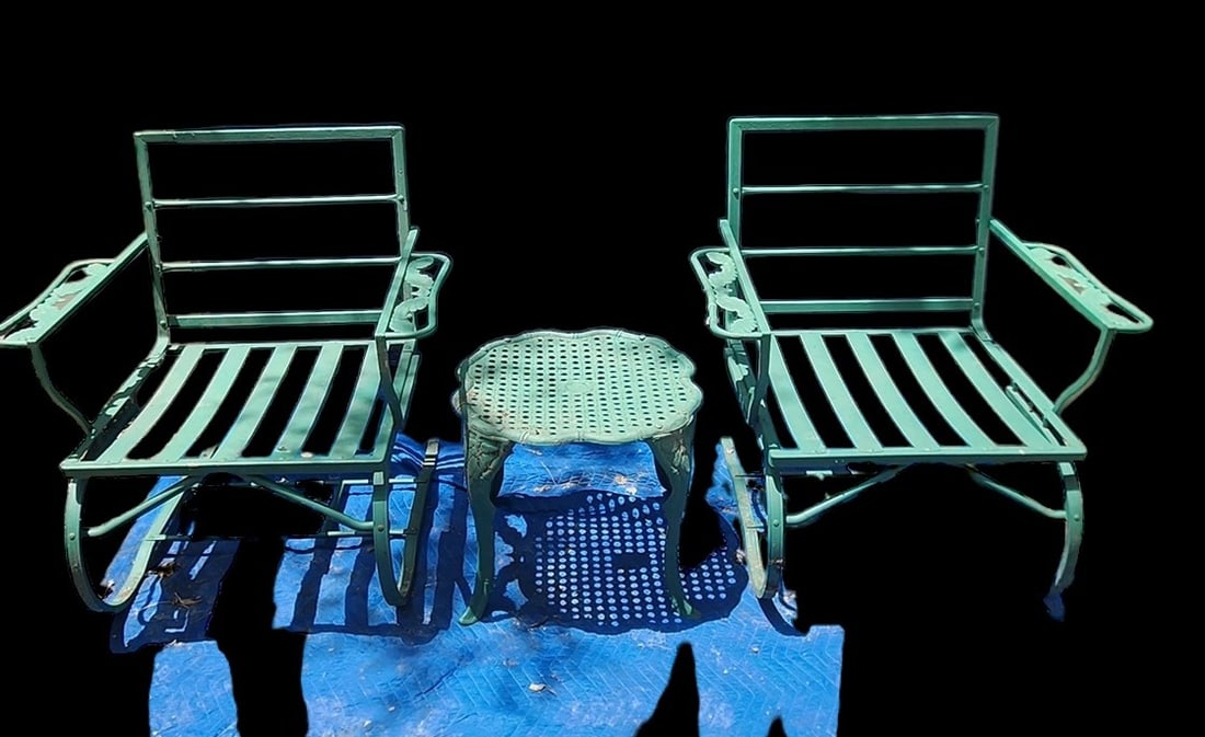 PAIR OF IRON ARMCHAIRS & SIDE TABLE: PAIR OF IRON ARMCHAIRS & SIDE TABLE.