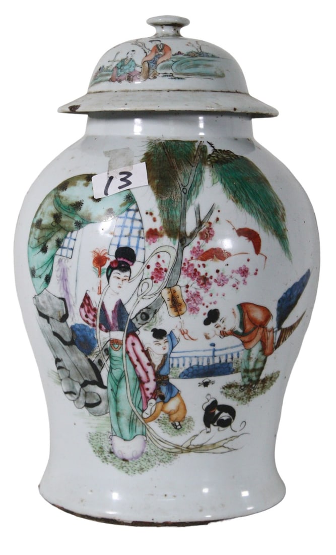 HAND PAINTED CHINESE PORCELAIN LIDDED URN: HAND PAINTED CHINESE PORCELAIN LIDDED URN. Height: 16 in. by Width: 10 in. by Depth: 10 in.