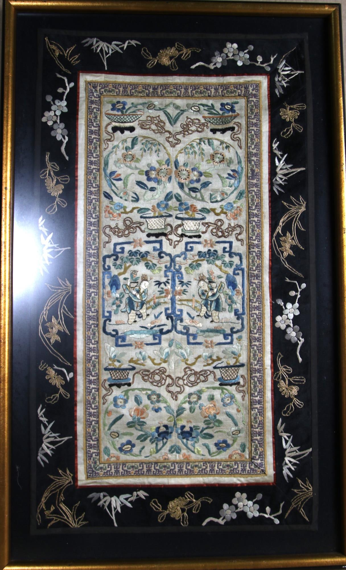 CHINESE EMBROIDERY PANEL: CHINESE EMBROIDERY PANEL Height: 26 in. by Width: 17 in