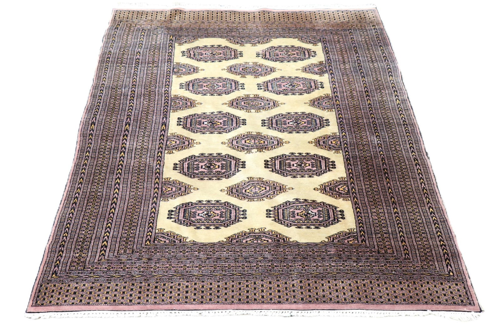 BOKHARA HANDKNOTTED RUG: BOKHARA HANDKNOTTED RUG Height: 99 in. by Width: 61 in