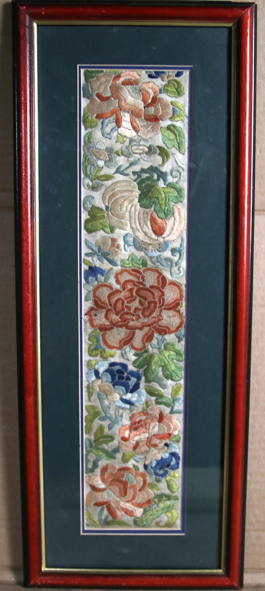 CHINESE TEXTILES CHRUYONTHAMUMS EMBRODIERY: CHINESE TETILES CHRUYONTHAMUMS EMBRODIERY Height: 21 in. by Width: 8 IN.