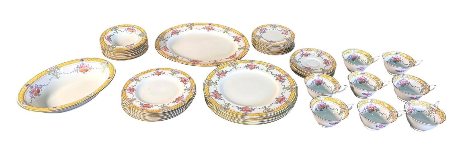 SET OF ROYAL WORCESTER "MARLOWE" CHINA (1 of 9)