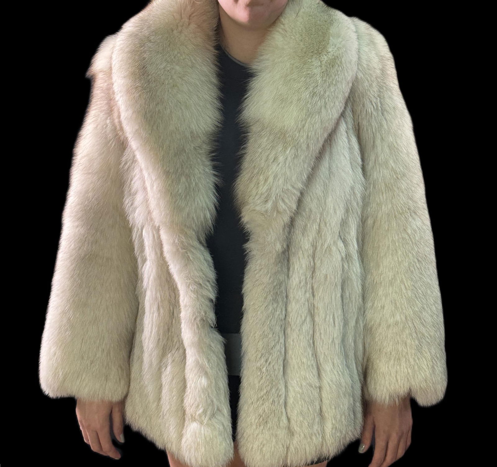 FOX SHORT COAT (1 of 3)