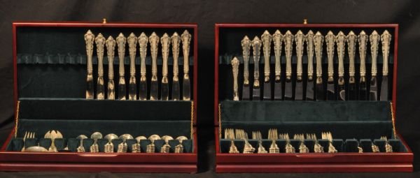 STERING SILVER FLATWARE SET