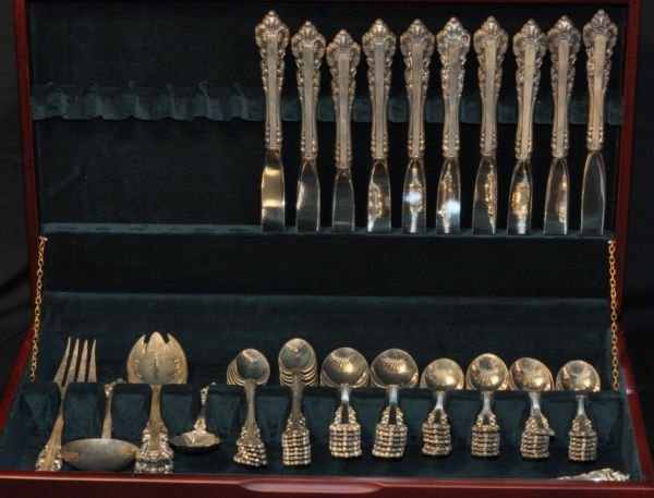 STERING SILVER FLATWARE SET - 3