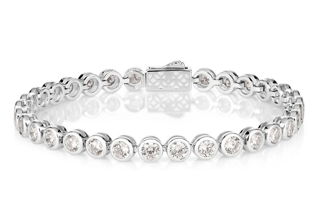 CLASSIC 10 CARATS (LAB) DIAMOND TENNIS BRACELET (1 of 3)