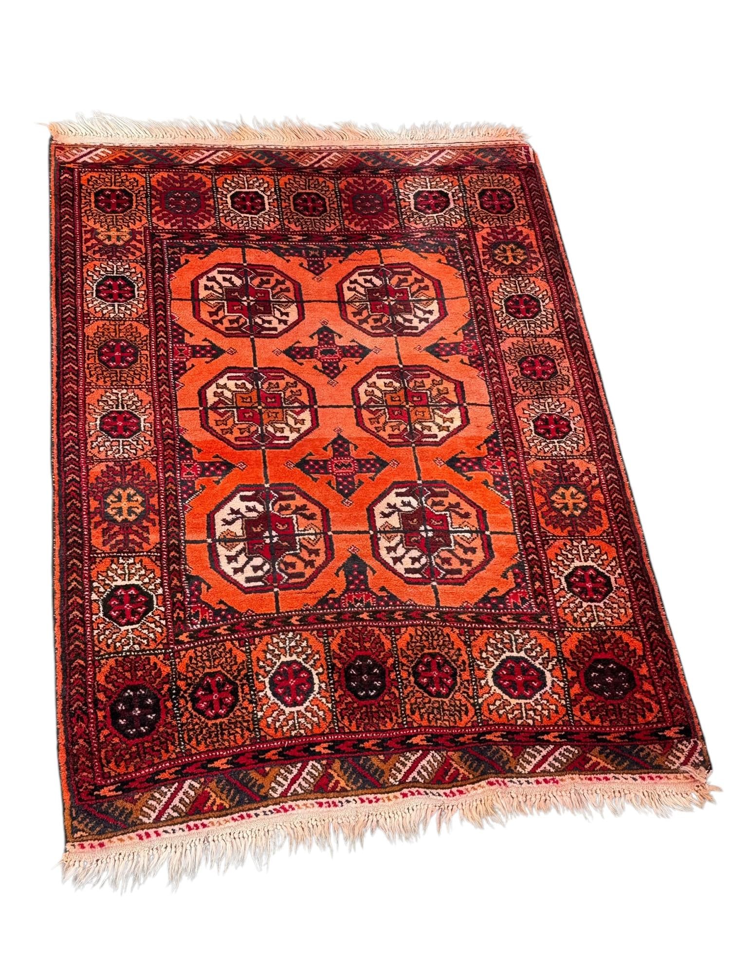 VINTAGE PERSIAN HAND KNOTTED  BOKARA  CARPET (1 of 3)