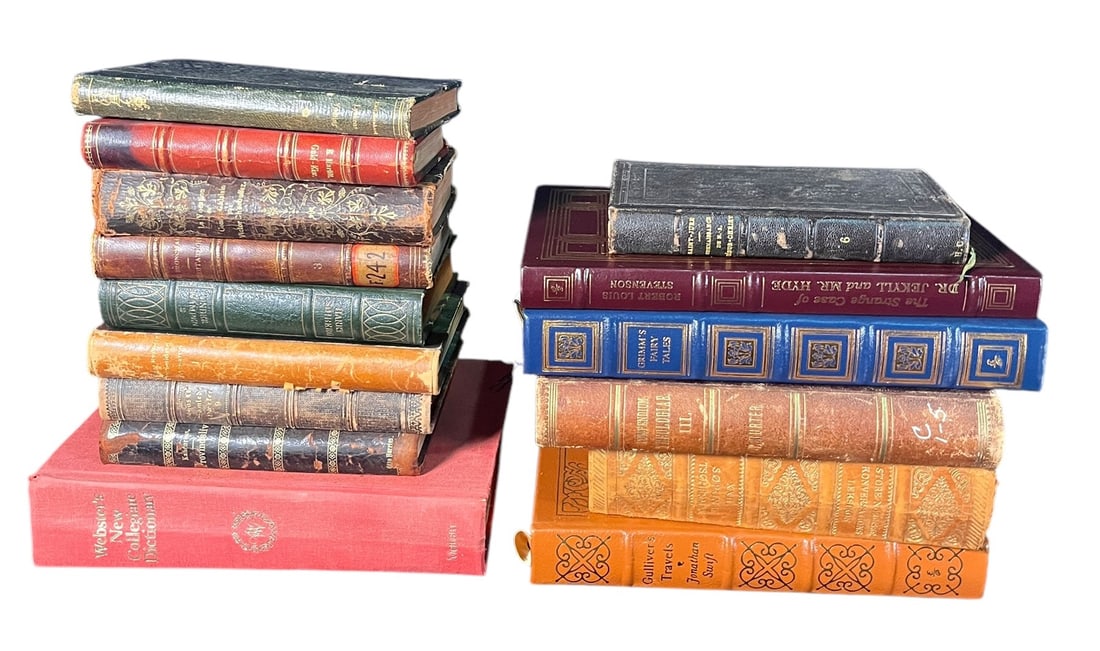 15 MISC DECORATIVE BOOKS (1 of 1)