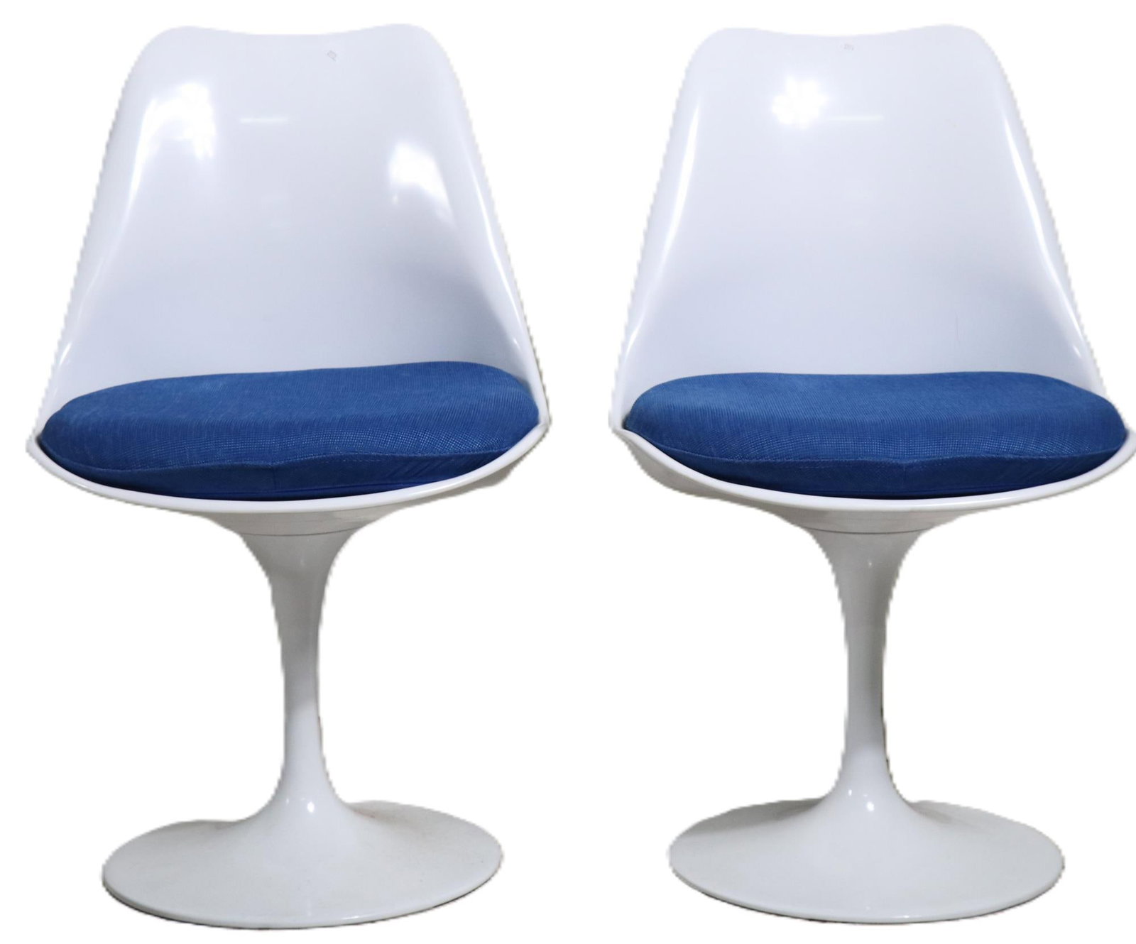 PAIR OF MID-CENTURY TULIP CHAIRS: PAIR OF MID-CENTURY TULIP CHAIRS. Height: 31.5 in. by Width: 19 in. by Depth: 21 in.