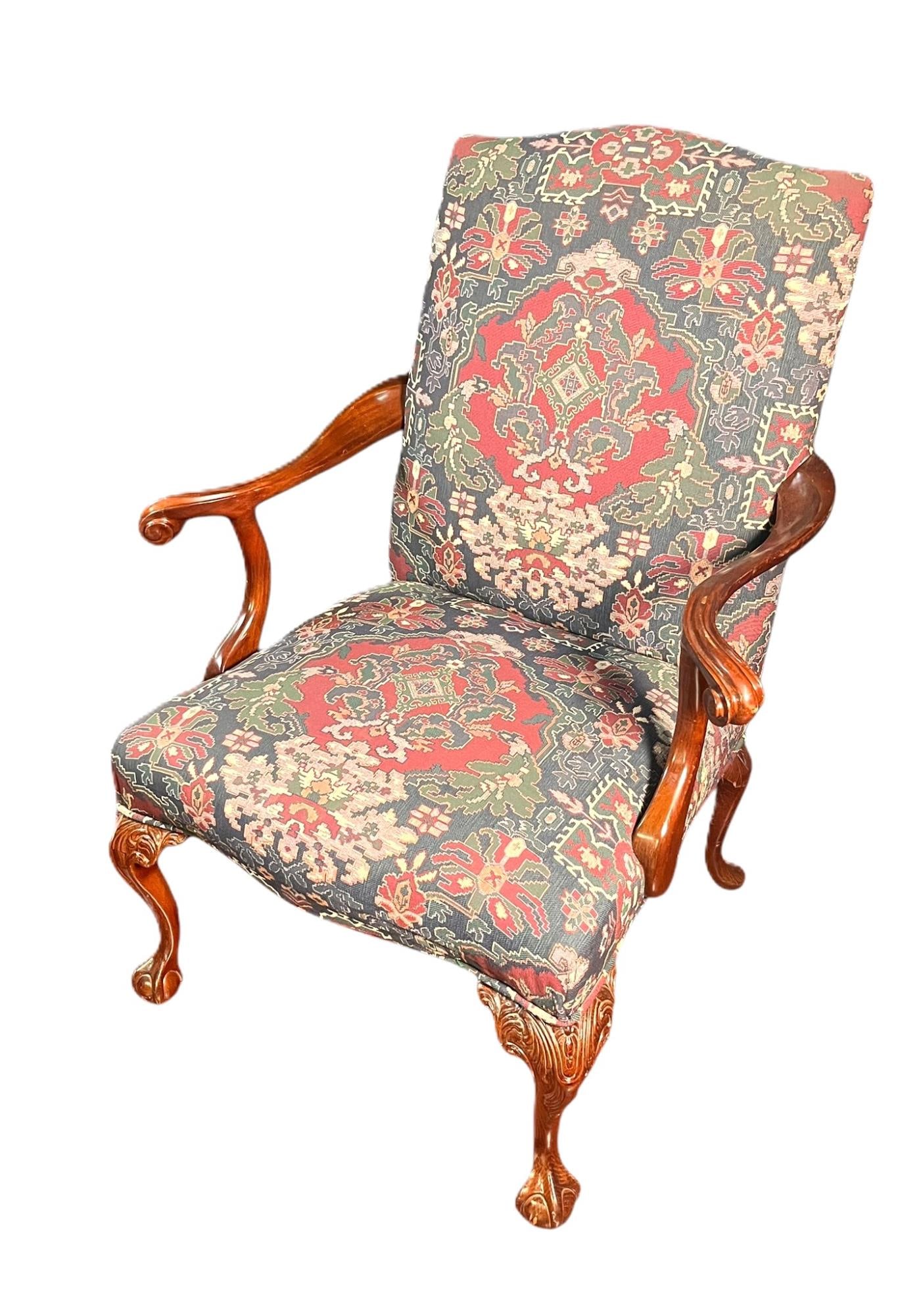 GEORGIAN STYLED UPHOLSTERED ARM CHAIR: GEORGIAN STYLED UPHOLSTERED ARM CHAIR