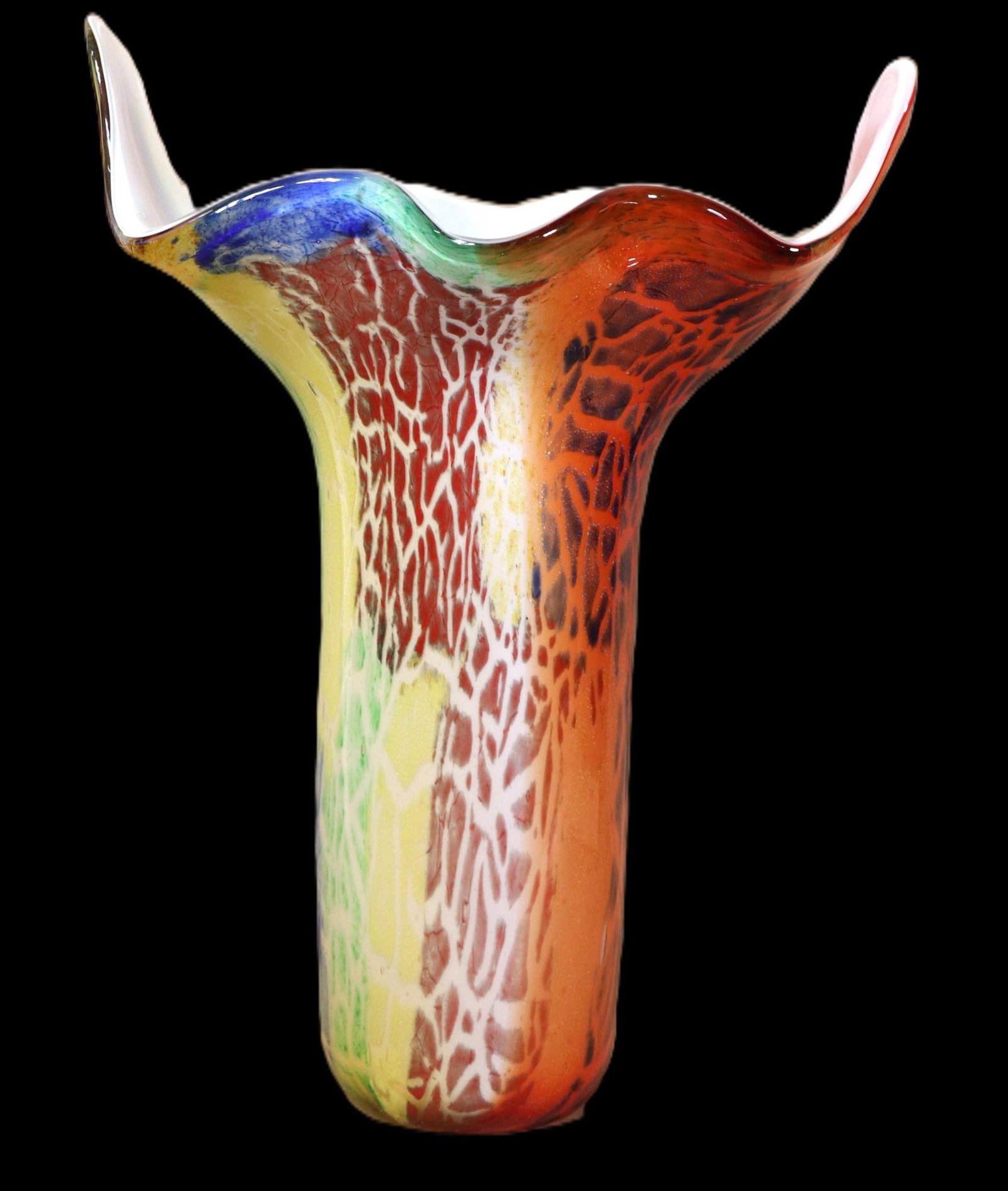 DALE TIFFANY HANDBLOWN GLASS ART VASE: DALE TIFFANY HANDBLOWN GLASS ART VASE Height: 16 in. by Width: 13 in. by Depth: 9.5 in