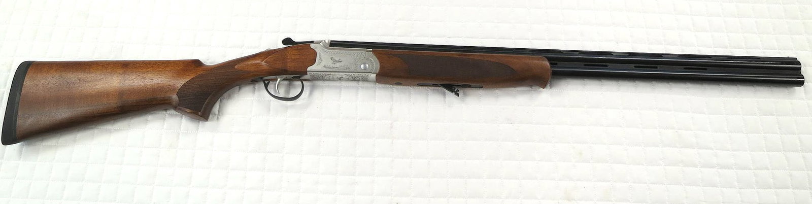 ATI Cavalry Compact 410Ga. O-U: ATI Cavalry Compact 410Ga. O-U, ATI Cavalry Compact 410Ga. O-U 26" barrels 3" cham ATI Cavalry Compact 410Ga. O-U 26" barrels 3" chamber. SERIAL #720-H24UU-7198.(L422)