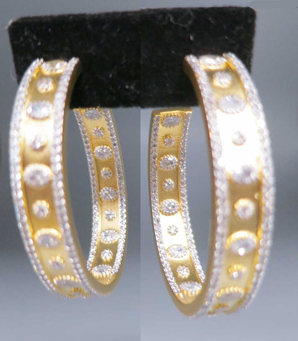 PAIR OF GILT BRASS ROUND CZ STONE TRIM EARRINGS (1 of 4)