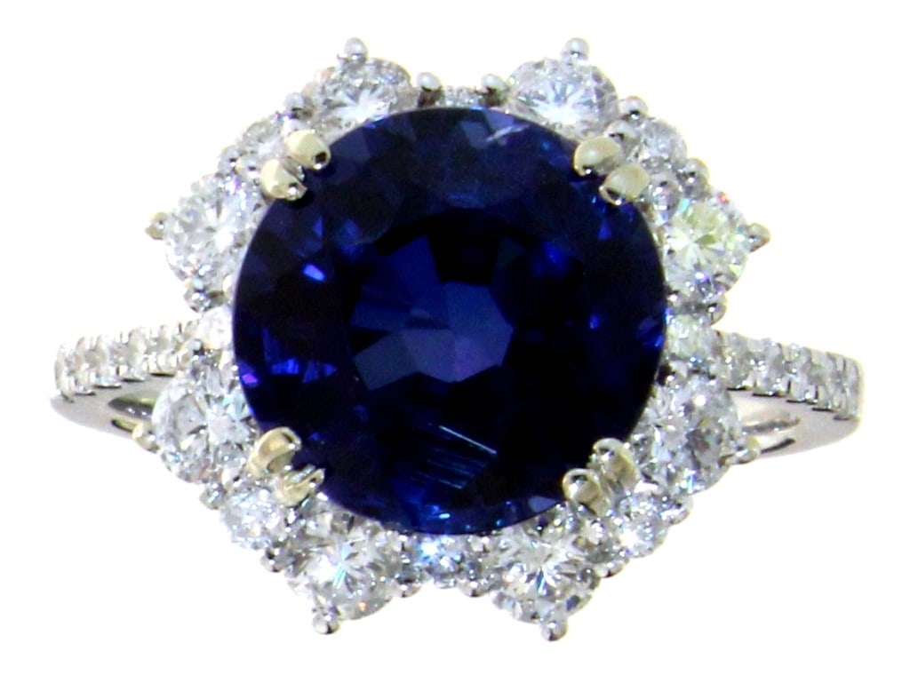 18k Gold 9.26 ct Oval Sapphire & Diamond Ring (1 of 5)
