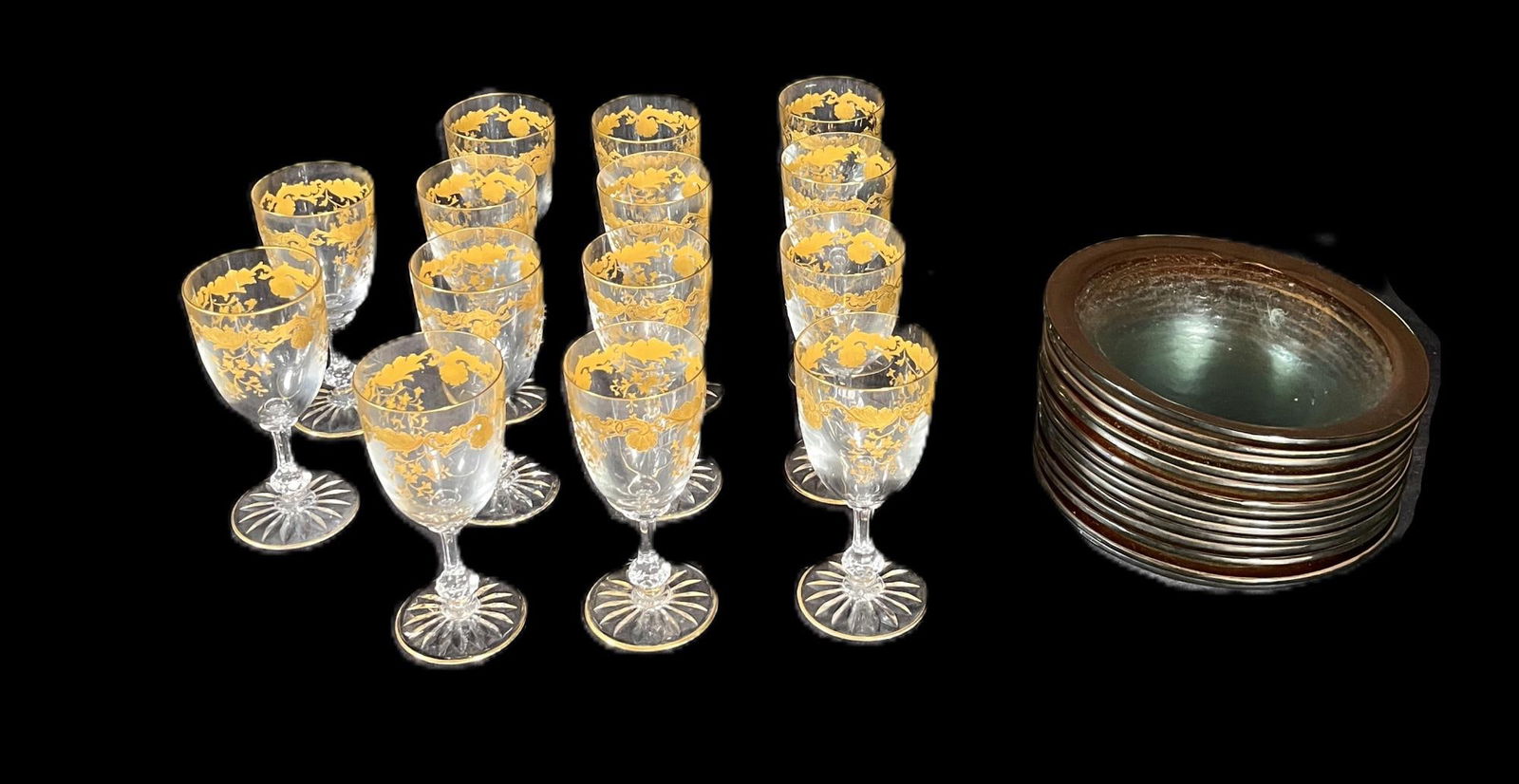 14 SAINT LOUIS CRYSTAL GOBLETS, 12 ANTIGLASS BOWLS (1 of 4)