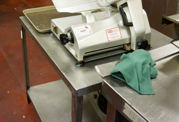 STAINLESS STEELE PREP TABLE: STAINLESS STEELE PREP TABLE.