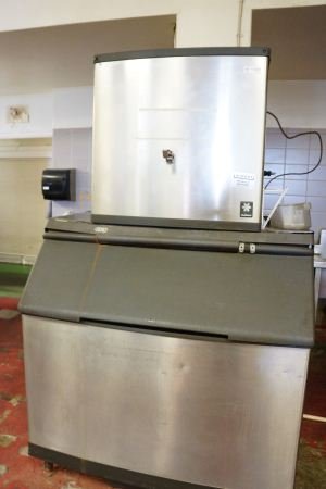 ICE MACHINE BY MANITOWOC: ICE MACHINE BY MANITOWOC.