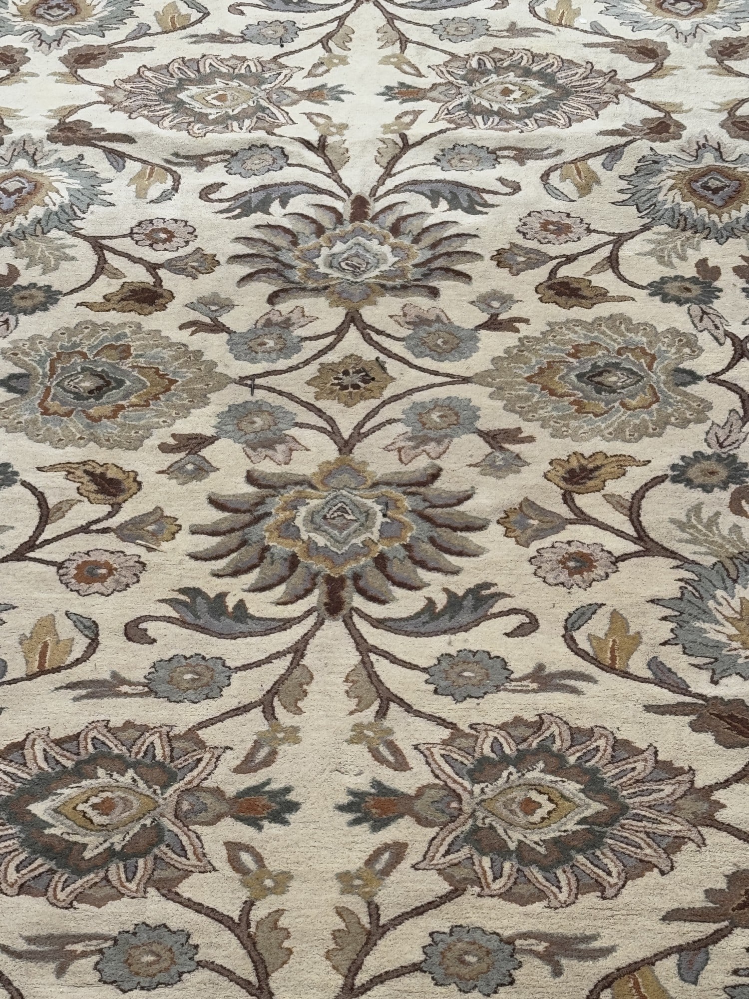 POWER LOOM RUG (1 of 2)