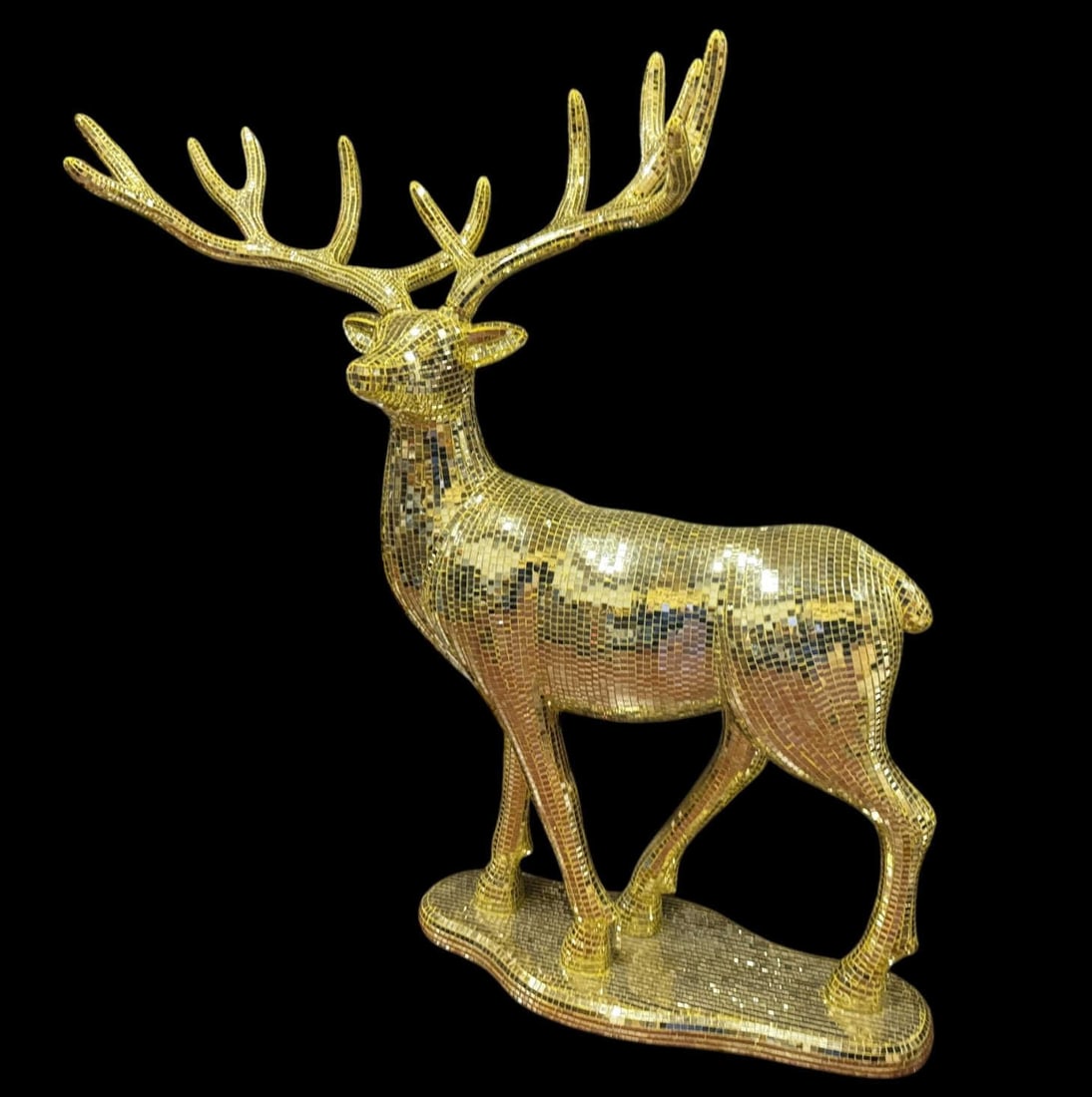 LIFE SIZE GOLD MOSAIC DEER: LIFE SIZE GOLD MOSAIC DEER