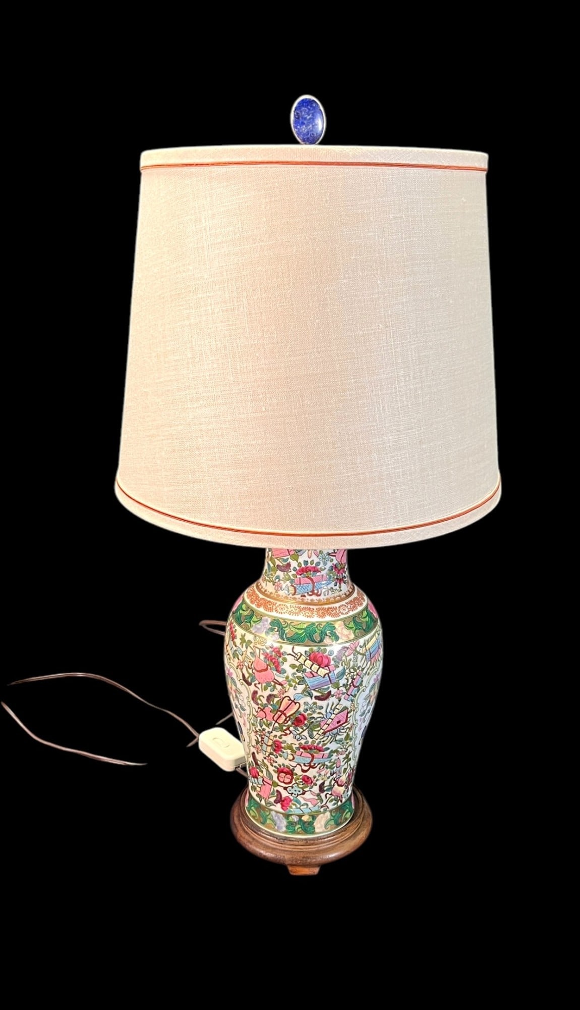 ANTIQUE CHINOISERIE FLORAL LAMP W/ WOVEN SHADE (1 of 4)