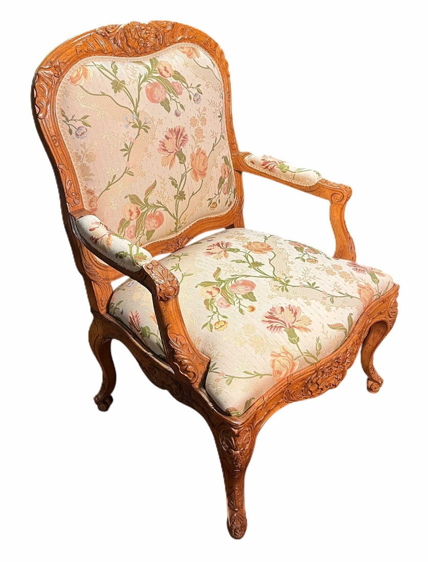 VINTAGE FRENCH LOUIS XV STYLE ARMCHAIR: VINTAGE FRENCH LOUIS XV STYLE ARMCHAIR IN SILK FABRIC. Height: 40.5 in. by Width: 27 in. by Depth: 23 in.
