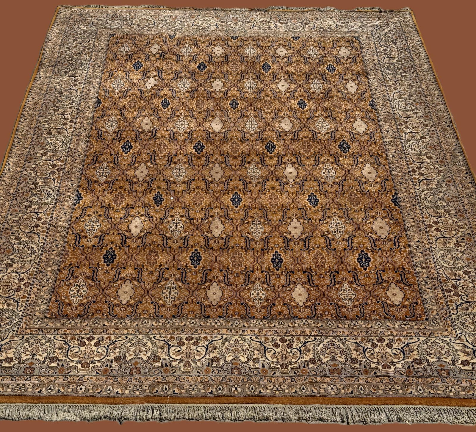 HAND KNOTTED PERSIAN CARPET (1 of 3)