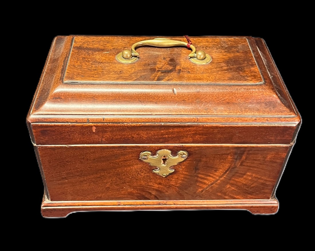 ENGLISH C 1775 TEA CADDY BOX (1 of 3)