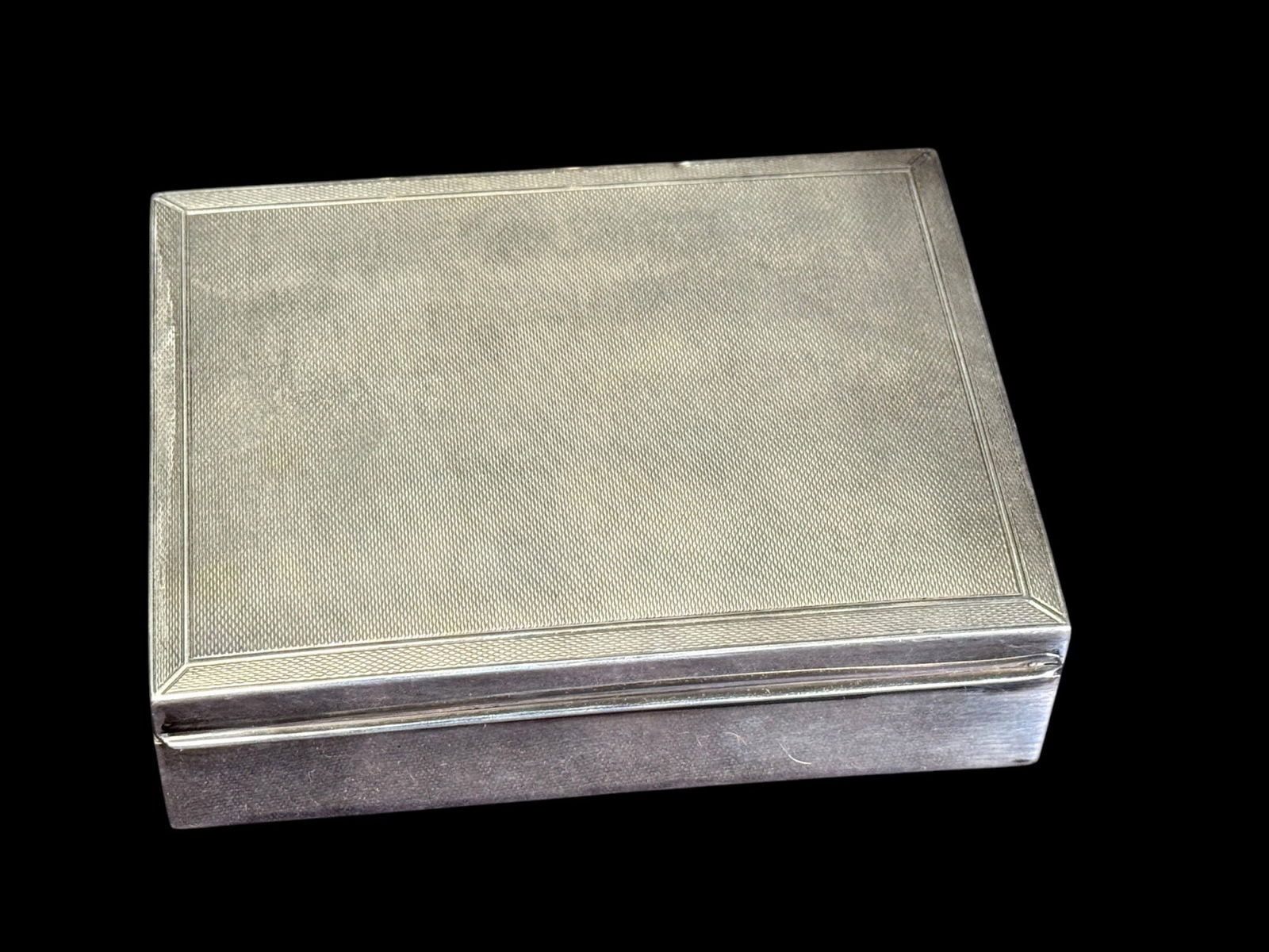 SMALL STERLING SILVER BOX (1 of 3)