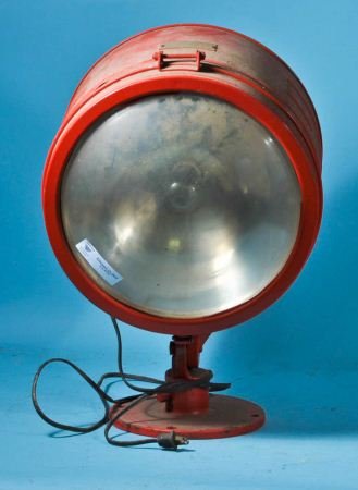 ANTIQUE RED NAUTICAL SPOT LIGHT: ANTIQUE RED NAUTICAL SPOT LIGHT. Height: 20 in. by Width: 13.5 in.