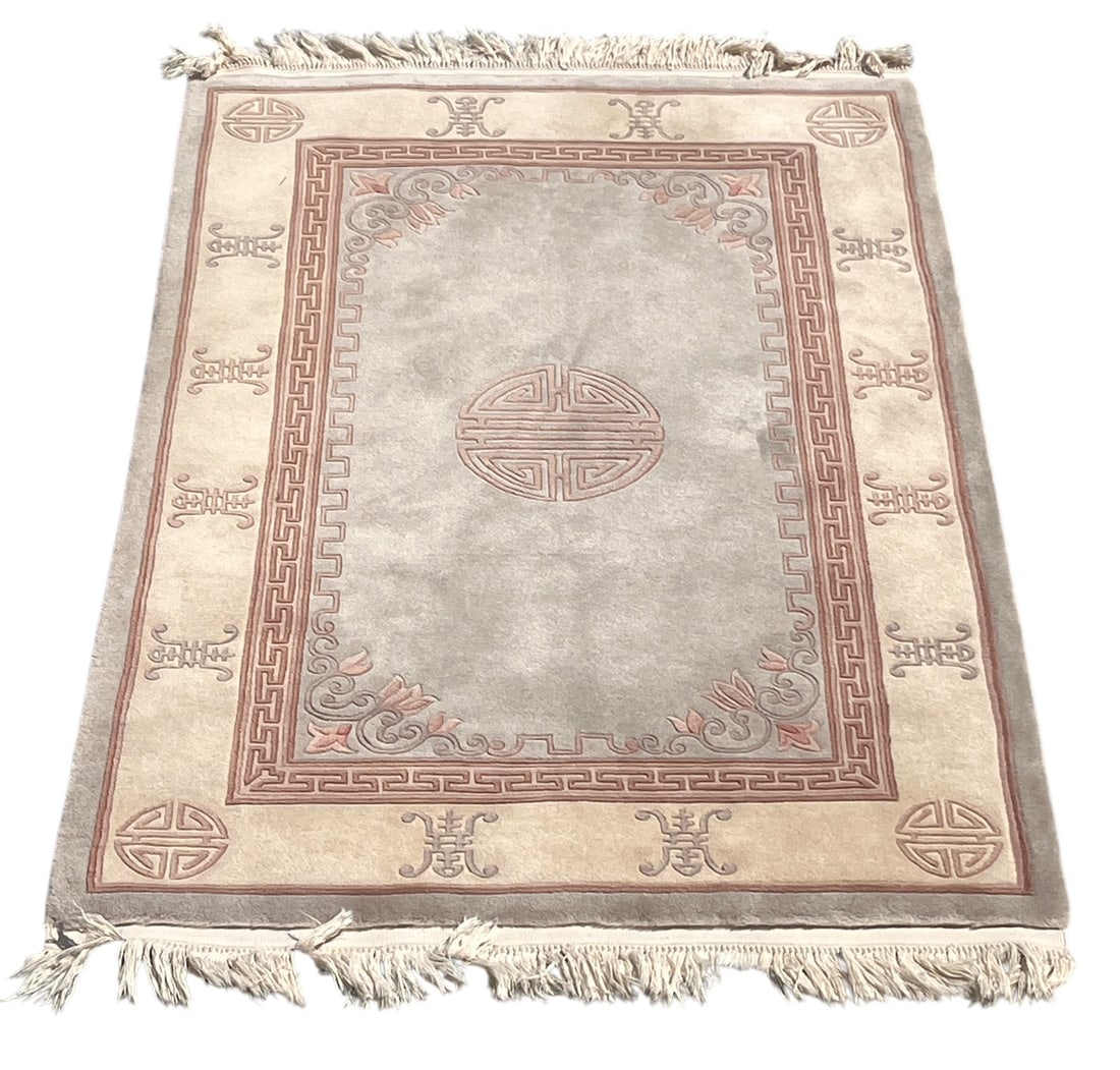 CHINESE STYLE RUG: CHINESE STYLE RUG. Height: 6 ft. 0 in. by Width: 4 ft. 0 in.