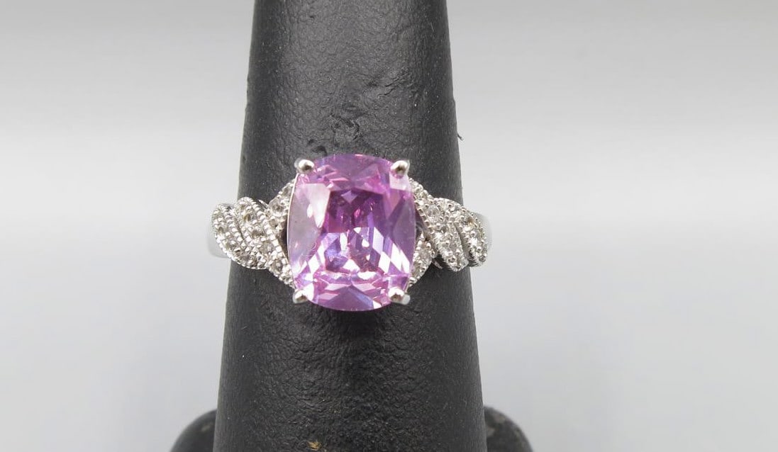 PINK & WHITE TOPAZ STERLING SILVER SIZE EIGHT RING (1 of 3)