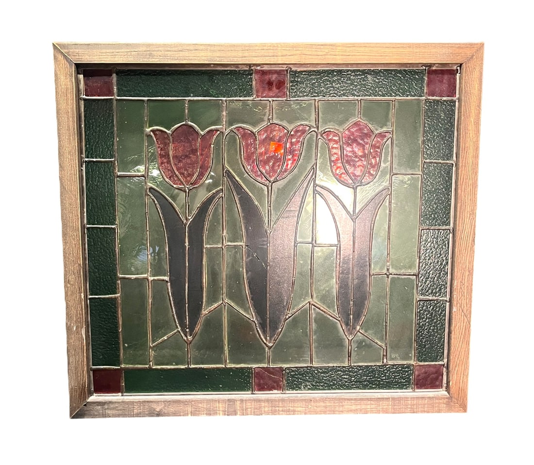 FLORAL STAINGLASS ART: FLORAL STAINGLASS ART, WITH WALL MT Height: 26 in. by Width: 28 in.