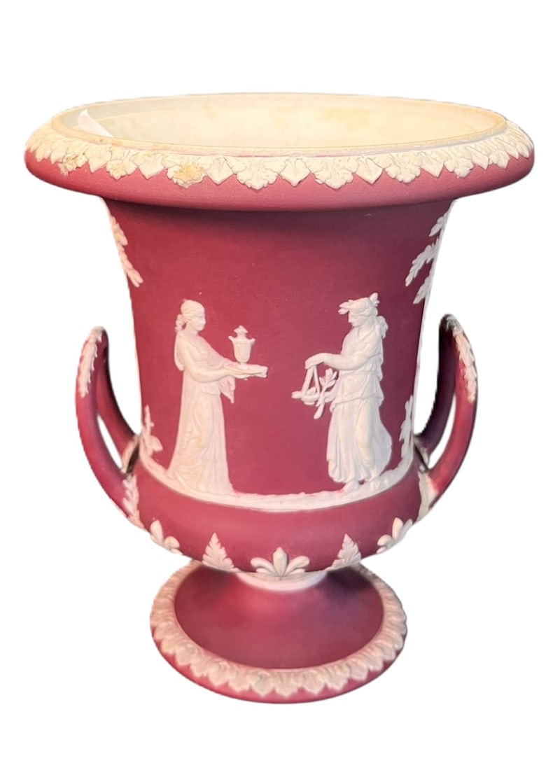 WEDGWOOD CRIMSON URN: WEDGWOOD CRIMSON URN Height: 6 in. by Width: 5.2 in. by Depth: 5.2 in.