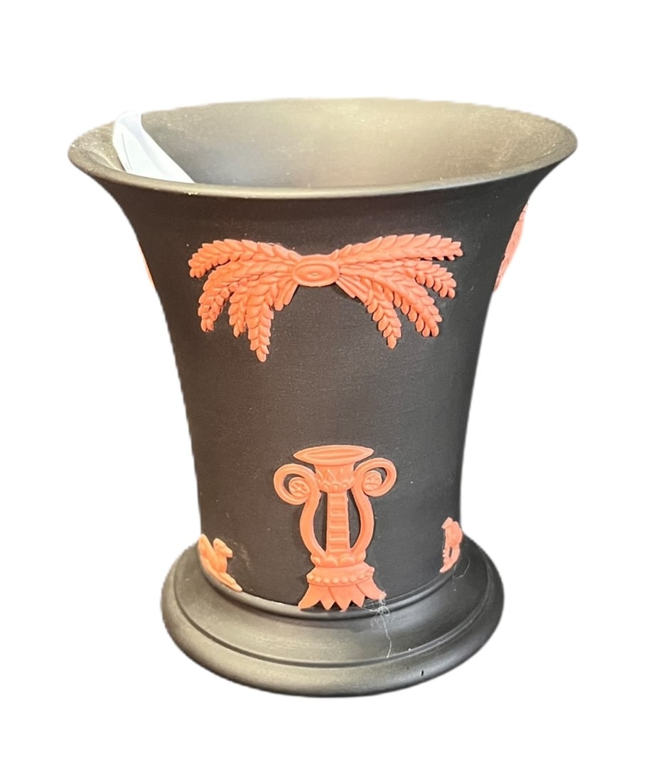 TWO WEDGWOOD TERRACOTTA /BLACK VESSELS (1 of 4)