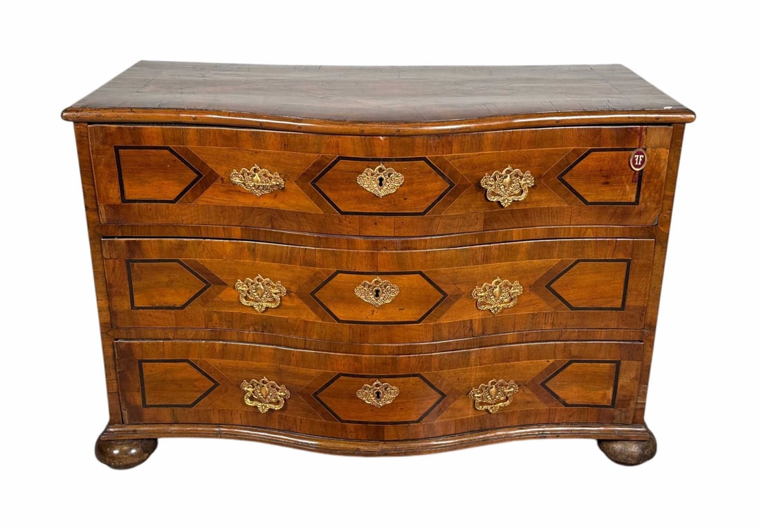 18th CENTURY ITALIAN WALNUT CHEST WITH INLAY (1 of 8)