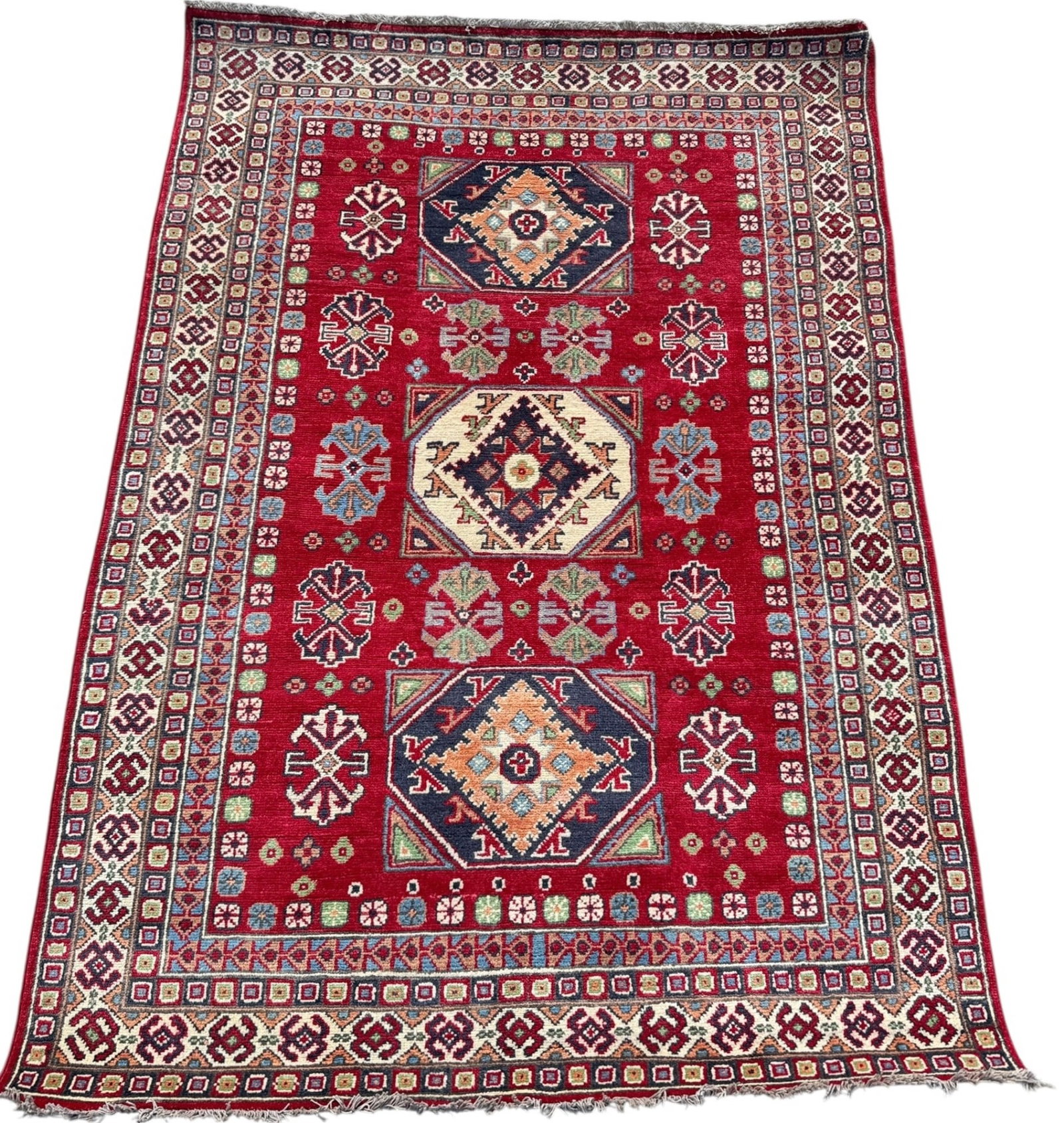 HAND KNOTTED PERSIAN CARPET: HAND KNOTTED PERSIAN CARPET. (7) 4' X 5'8.